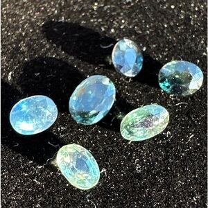 2.465 CT Natural Bi-Color Sapphire Lot. Only Heated Oval 6 Pcs Gem